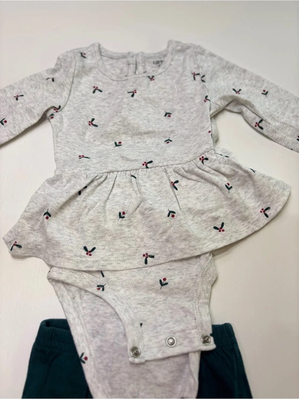 Carter’s Baby Girl 2 Piece Outfit Gray Printed Tunic Bodysuit Teal Pants 9M